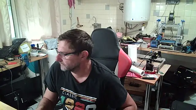 Snapshot of snork80 chatting on 3, 10, 2025 snork80 online show from 3, 10, 2025