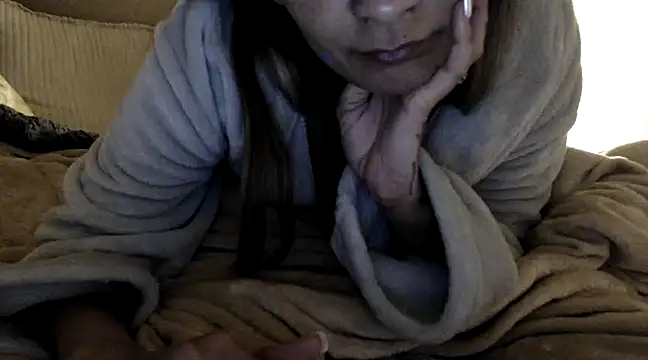 Snapshot of trippy_tina chatting on 25, 12, 2024 trippy tina online show from 25, 12, 2024