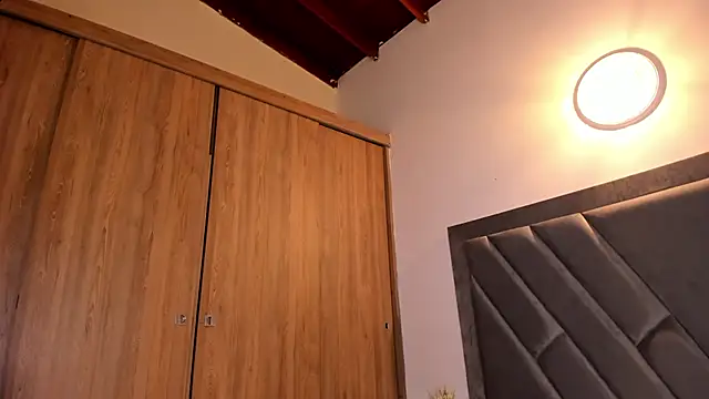 brenda nova18 online show from 26, 11, 2025