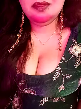 Snapshot of Suhanakhan00 chatting on 14, 3, 2026 Suhanakhan00 online show from 14, 3, 2026