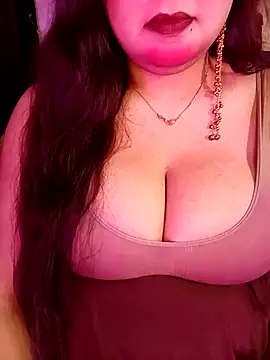 Snapshot of Suhanakhan00 chatting on 22, 3, 2026 Suhanakhan00 online show from 22, 3, 2026