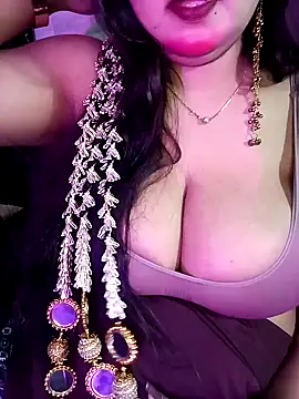 Snapshot of Suhanakhan00 chatting on 23, 3, 2026 Suhanakhan00 online show from 23, 3, 2026