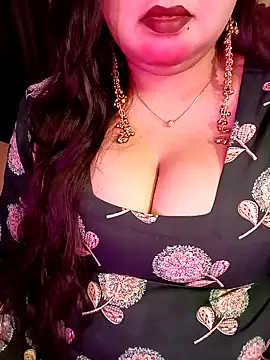 Snapshot of Suhanakhan00 chatting on 24, 3, 2026 Suhanakhan00 online show from 24, 3, 2026