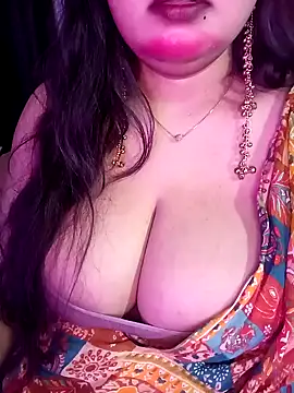 Snapshot of Suhanakhan00 chatting on 24, 3, 2026 Suhanakhan00 online show from 24, 3, 2026