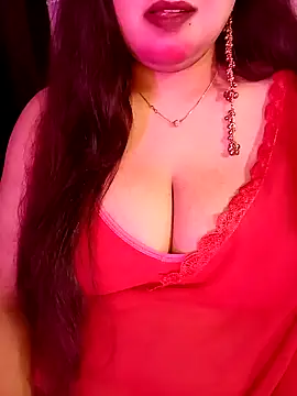 Snapshot of Suhanakhan00 chatting on 2, 4, 2026 Suhanakhan00 online show from 2, 4, 2026