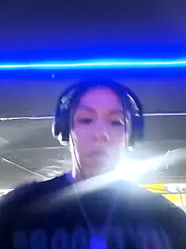 Karenn12 online show from 27, 2, 2026