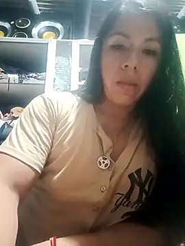 Karenn12 online show from 6, 5, 2026