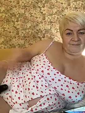 Laura Millf online show from 24, 1, 2025