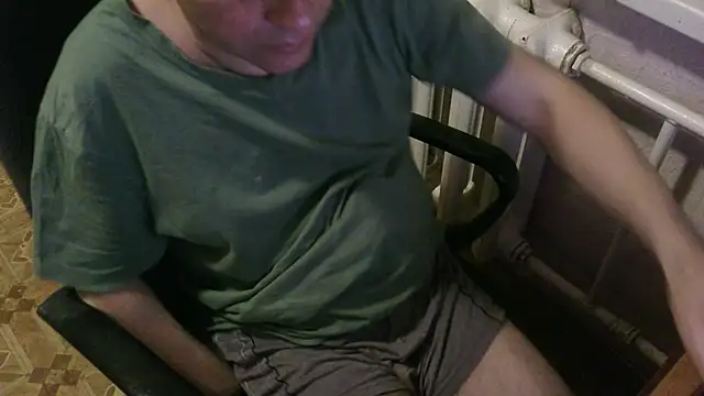 Snapshot of AlDON59 chatting on 13, 3, 2025 AlDON59 online show from 13, 3, 2025