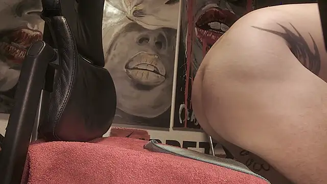 dani4334 online show from 9, 2, 2026