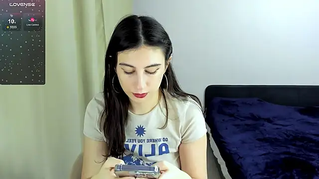 briannababy  online show from 17, 1, 2025