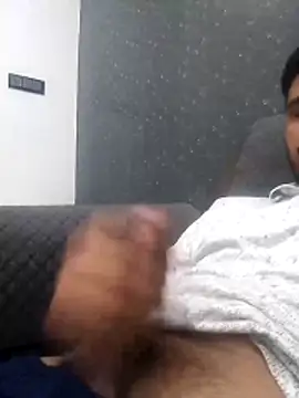 Snapshot of itachigunn chatting on 30, 3, 2026 itachigunn online show from 30, 3, 2026