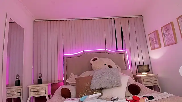 Snapshot of Valentina_Se chatting on 7, 3, 2025 Valentina Se online show from 7, 3, 2025