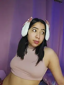 Snapshot of anni_ross chatting on 21, 12, 2025 anni ross online show from 21, 12, 2025