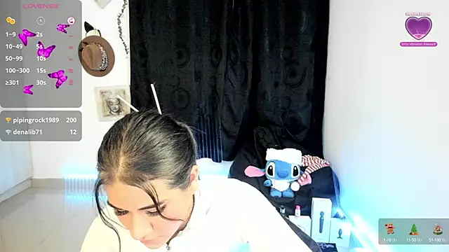 Snapshot of natasha777_v chatting on 12, 12, 2024 natasha777 v online show from 12, 12, 2024