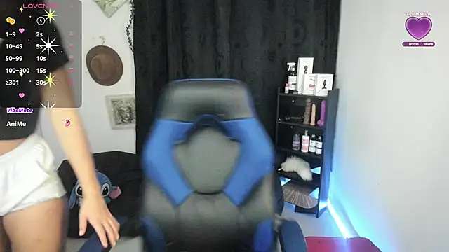 Snapshot of natasha777_v chatting on 5, 2, 2025 natasha777 v online show from 5, 2, 2025