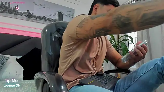 Damian23   online show from 16, 1, 2026