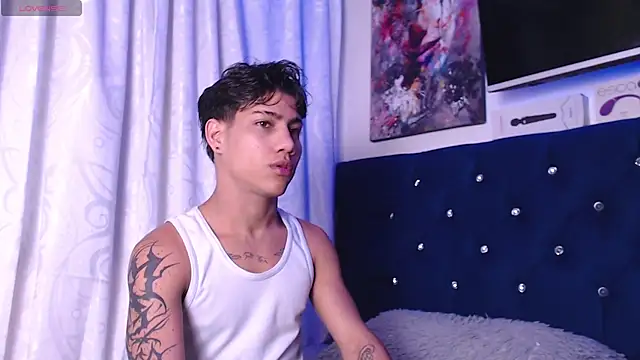 Sexys Boys Hot1 online show from 30, 11, 2025