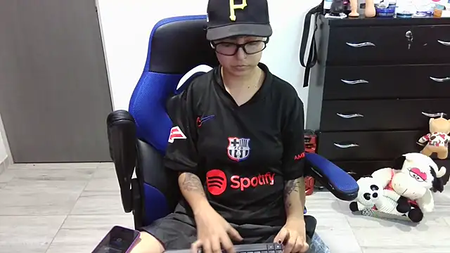 thomascooper7 online show from 24, 11, 2025