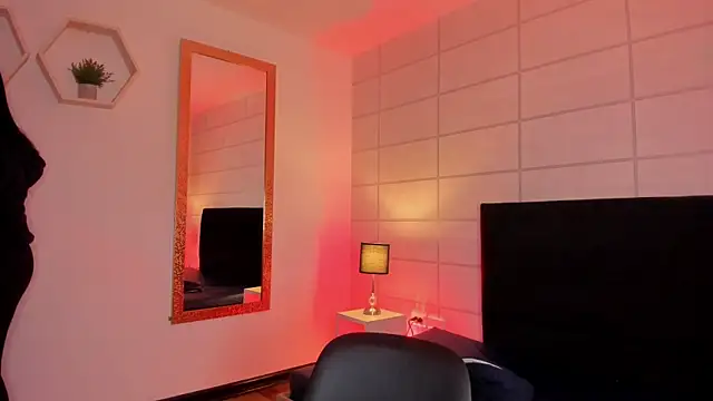 Christine Laam online show from 19, 1, 2026