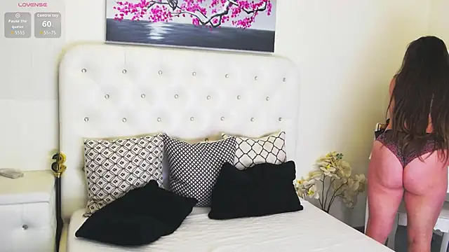 Ysabell01 online show from 3, 12, 2025