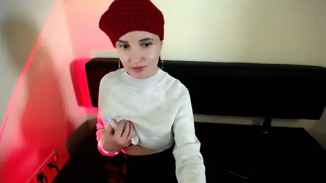 LaimaV  online show from 5, 1, 2026