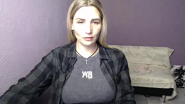  sexy lady online show from 1, 11, 2025