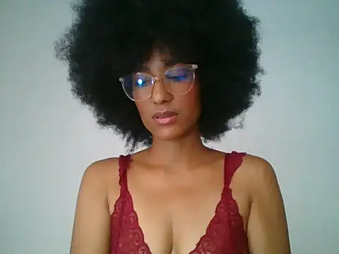 Snapshot of violettamartins chatting on 15, 4, 2026 violettamartins online show from 15, 4, 2026