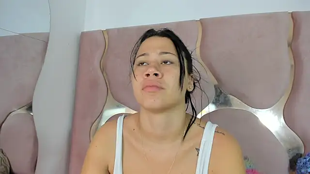 Snapshot of Sofia-candyht chatting on 28, 4, 2026 Sofia-candyht online show from 28, 4, 2026