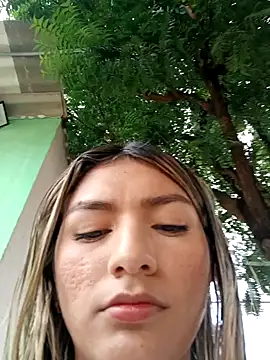 Snapshot of GIRL_DONCELLA chatting on 9, 2, 2025 GIRL DONCELLA online show from 9, 2, 2025