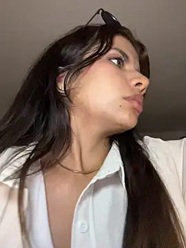Snapshot of adop_me__ chatting on 1, 5, 2026 adop me online show from 1, 5, 2026