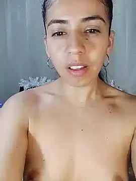 Snapshot of anngela01 chatting on 2, 12, 2024 anngela01 online show from 2, 12, 2024