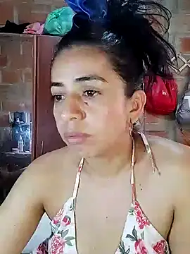 Snapshot of anngela01 chatting on 11, 12, 2024 anngela01 online show from 11, 12, 2024