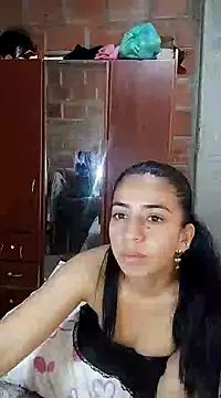 Snapshot of anngela01 chatting on 13, 12, 2024 anngela01 online show from 13, 12, 2024