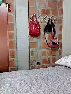 Snapshot of anngela01 chatting on 14, 12, 2024 anngela01 online show from 14, 12, 2024