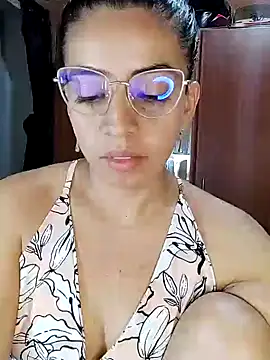 Snapshot of anngela01 chatting on 31, 1, 2025 anngela01 online show from 31, 1, 2025