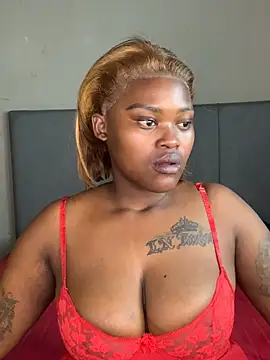 Snapshot of ThickPearlx23 chatting on 20, 7, 2026 ThickPearlx23 online show from 20, 7, 2026