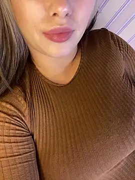 Snapshot of 69Laura696 chatting on 9, 12, 2024 69Laura696 online show from 9, 12, 2024