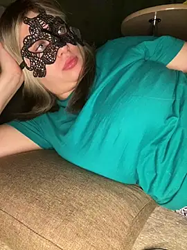 Snapshot of 69Laura696 chatting on 13, 2, 2025 69Laura696 online show from 13, 2, 2025