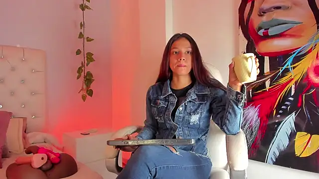 Luci And Sofi online show from 13, 1, 2026