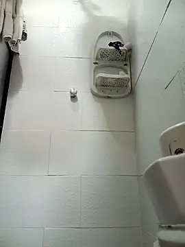 Snapshot of Luci_And_Sofi chatting on 1, 3, 2026 Luci And Sofi online show from 1, 3, 2026