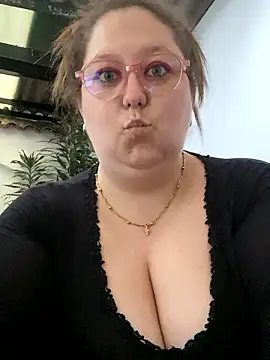 Chloee ep online show from 6, 12, 2024