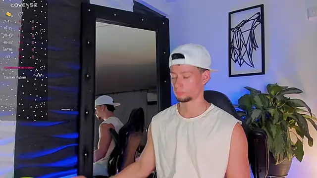 JadeSmiith  online show from 8, 11, 2025