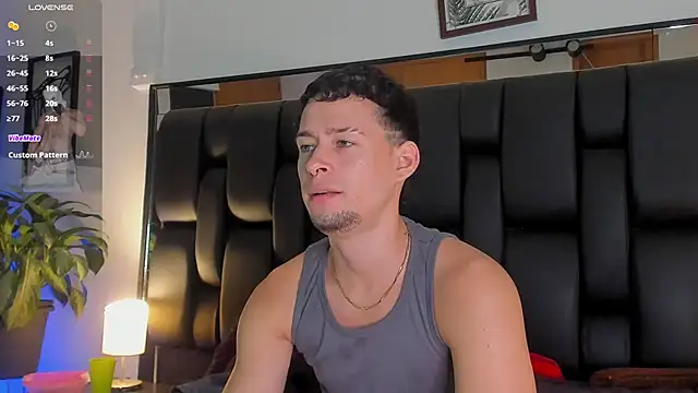 JadeSmiith  online show from 7, 1, 2026