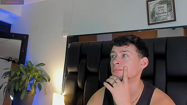 JadeSmiith  online show from 13, 1, 2026