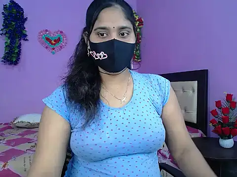 Snapshot of Hot_Maleka chatting on 7, 3, 2026 Hot Maleka online show from 7, 3, 2026