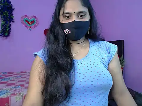 Snapshot of Hot_Maleka chatting on 4, 4, 2026 Hot Maleka online show from 4, 4, 2026