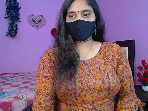 Snapshot of Hot_Maleka chatting on 11, 4, 2026 Hot Maleka online show from 11, 4, 2026