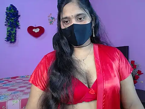 Snapshot of Hot_Maleka chatting on 17, 4, 2026 Hot Maleka online show from 17, 4, 2026