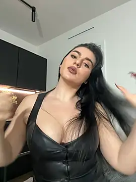 Snapshot of Evelyn___Sweet chatting on 15, 4, 2026 Evelyn Sweet online show from 15, 4, 2026